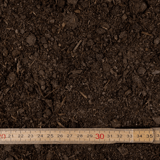 Topdress med Naturgødning - Til græsplæne - Zoom - fra Tiplevering.dk